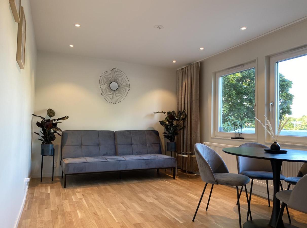 Leilighet Luxurious With Free Parking Göteborg